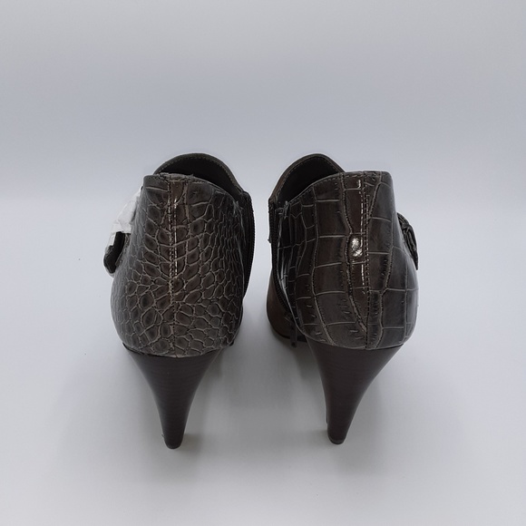 Alfani Shirlee Grey Suede Croc/LeatherAnkle Boots - Picture 5 of 7